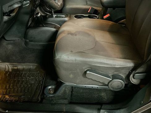 Used 2016 Jeep Wrangler Unlimited Sport w/ Quick Order Package 24S image 18