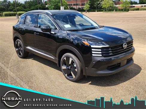 New 2025 Nissan Kicks SR image 1