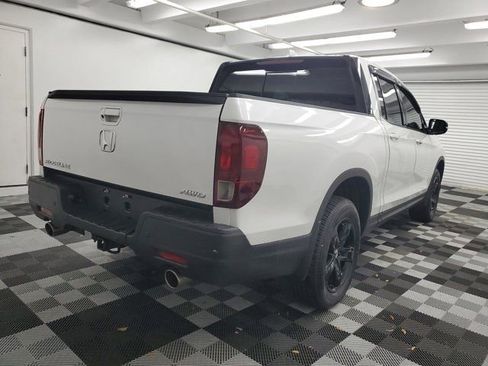Certified 2023 Honda Ridgeline Black Edition image 6