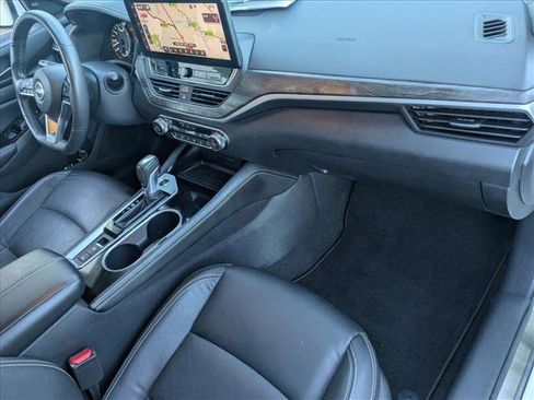 Used 2024 Nissan Altima 2.5 SL image 21