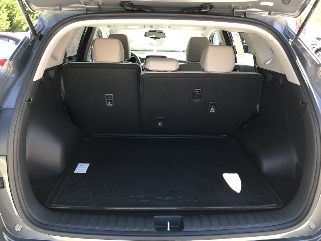 Used 2019 Hyundai Tucson Value AWD/4WD image 24