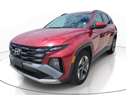 Used 2025 Hyundai Tucson SEL FWD image 4