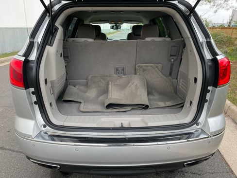 Used 2013 Buick Enclave Leather image 38