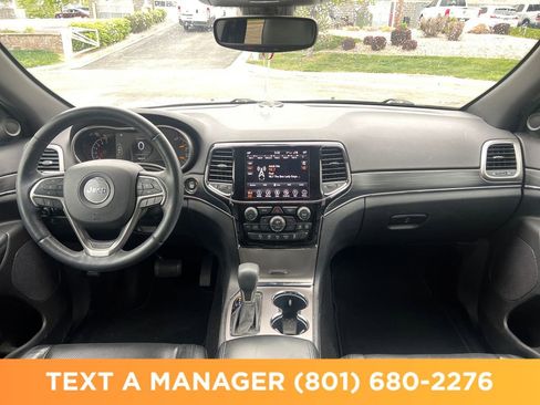 Used 2019 Jeep Grand Cherokee Limited w/ Luxury Group II AWD/4WD image 12