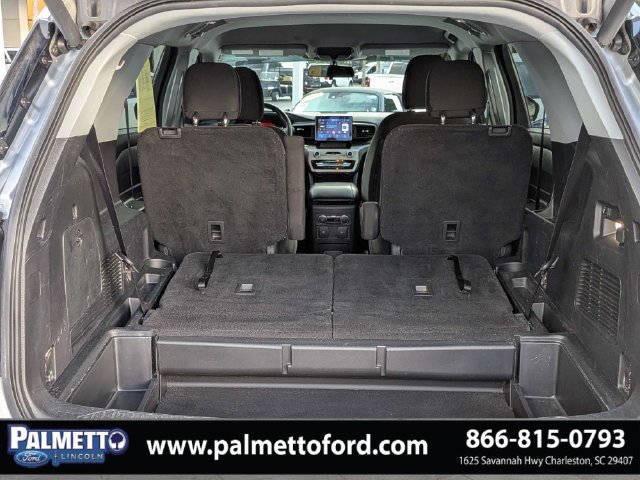 Used 2023 Ford Explorer XLT RWD image 12