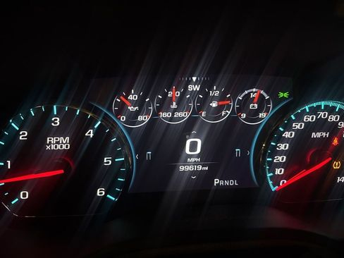 Used 2017 GMC Yukon Denali w/ Open Road Package image 9