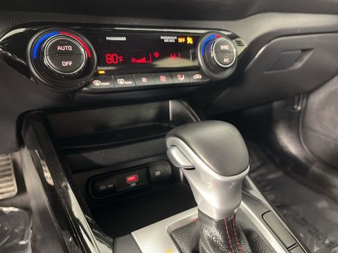 Used 2022 Kia Forte GT w/ GT Technology Package FWD image 21