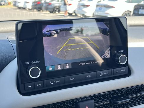 Certified 2024 Honda HR-V LX image 13