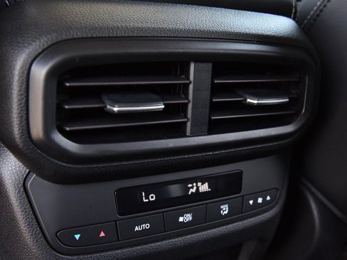 Certified 2025 Honda Pilot Touring image 26