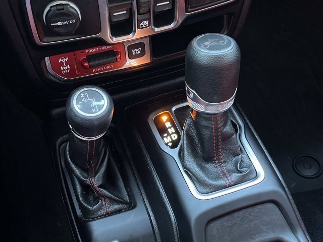 Used 2019 Jeep Wrangler Unlimited Rubicon AWD/4WD image 30
