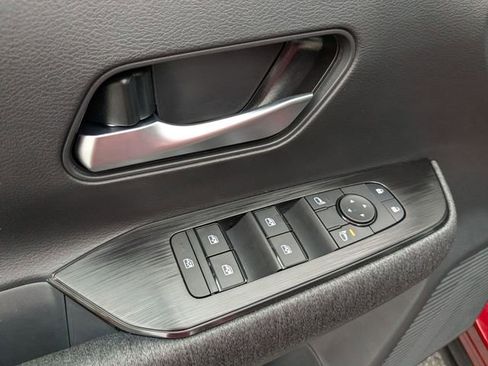 New 2026 Nissan Kicks SV w/ Cold Weather Package FWD image 9
