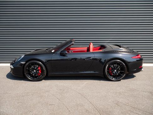 Used 2012 Porsche 911 Carrera S RWD image 2