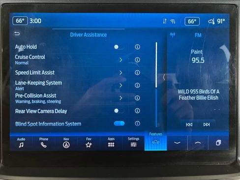 Certified 2022 Ford F150 Lariat w/ Equipment Group 502A High image 26