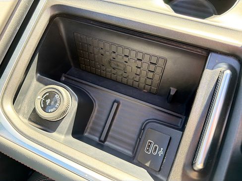 Used 2025 Ford Expedition Max Active image 33