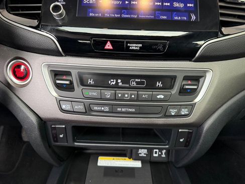 Used 2023 Honda Ridgeline RTL-E image 15