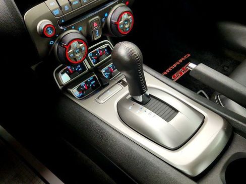 Used 2010 Chevrolet Camaro SS w/ RS Package RWD image 17