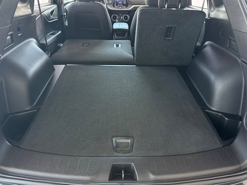 Used 2019 Chevrolet Blazer LT FWD image 18
