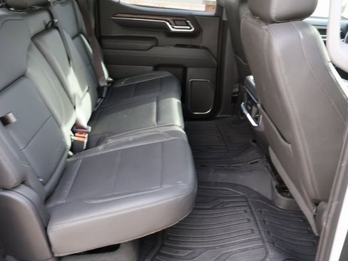 Certified 2022 GMC Sierra 1500 SLT image 15