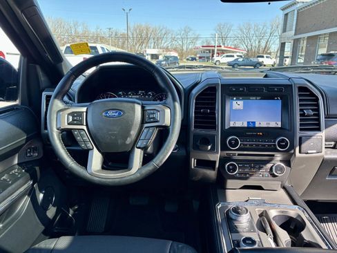 Used 2018 Ford Expedition Max XLT w/ Equipment Group 202A image 3