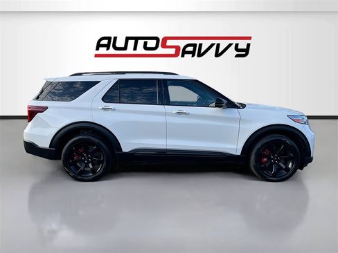 Used 2023 Ford Explorer ST w/ Equipment Group 401A image 8