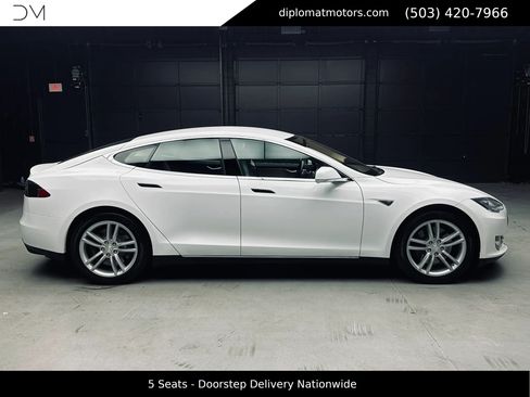 Used 2013 Tesla Model S RWD image 8