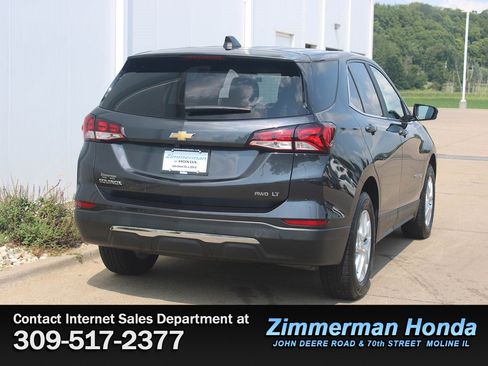 Used 2022 Chevrolet Equinox LT AWD/4WD image 2