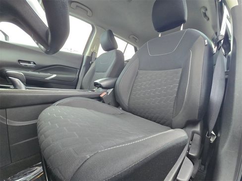 Used 2024 Nissan Kicks SV image 23