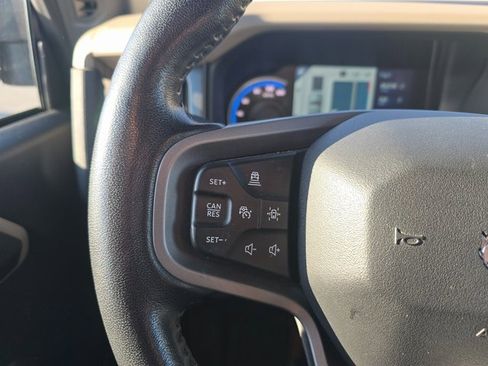 Used 2022 Ford Bronco Wildtrak image 16