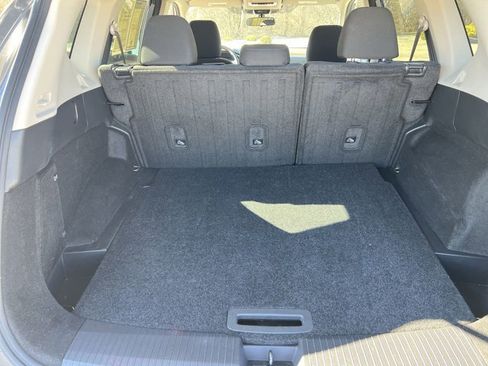 Used 2023 Nissan Rogue S image 26