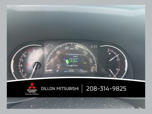 Used 2025 Toyota RAV4 XLE AWD/4WD image 1