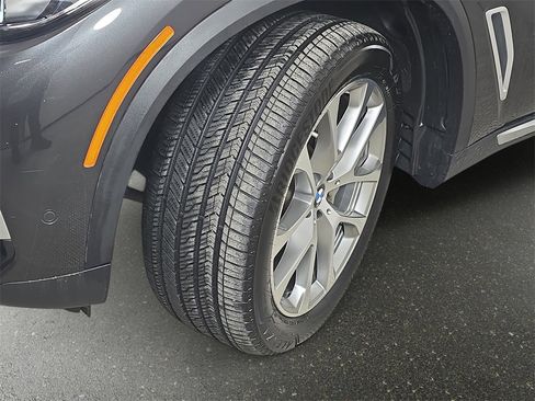 Used 2020 BMW X5 xDrive40i w/ Convenience Package image 37