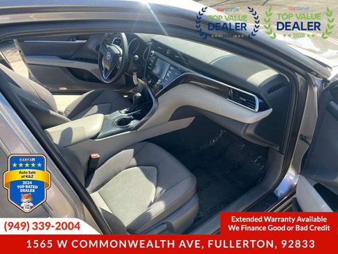 Used 2018 Toyota Camry LE FWD image 28