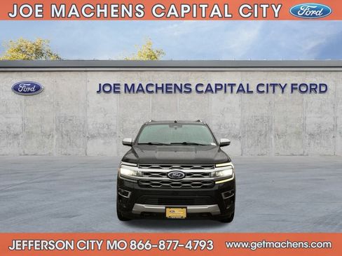 Certified 2023 Ford Expedition Platinum image 8