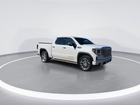 Used 2024 GMC Sierra 1500 Denali w/ Denali Reserve Package image 2