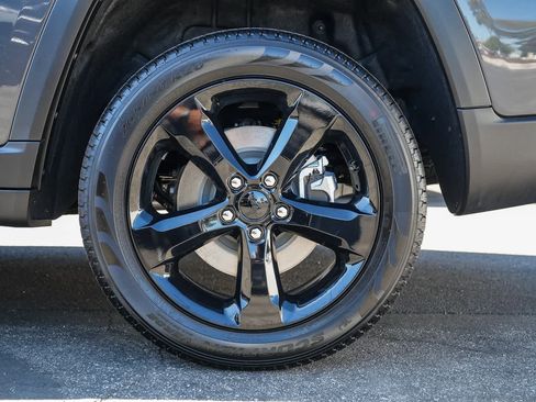 New 2025 Jeep Grand Cherokee L Limited w/ Luxury Tech Group II image 10