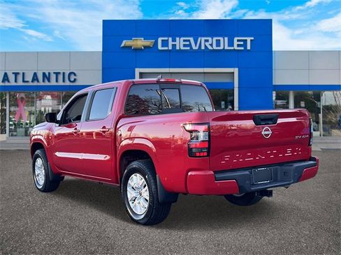 Used 2022 Nissan Frontier SV image 6