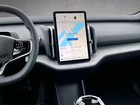 New 2026 Volvo EX30 Plus w/ Climate Package image 6