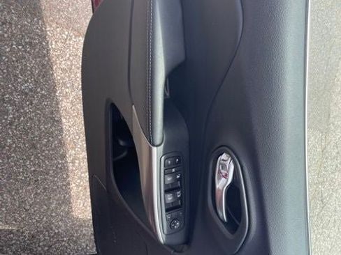 Used 2020 Jeep Cherokee Latitude Plus FWD image 13