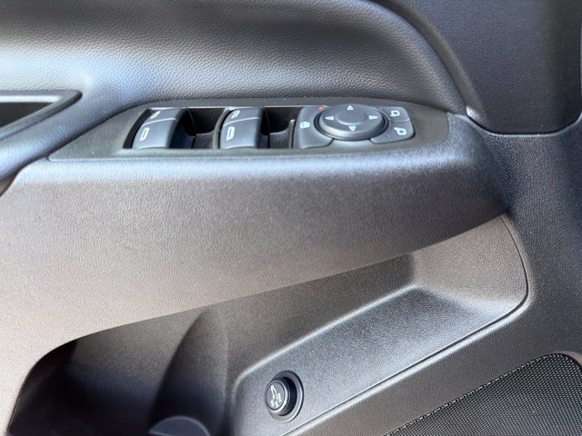 Used 2023 Chevrolet Equinox LT w/ Driver Convenience Package AWD/4WD image 19