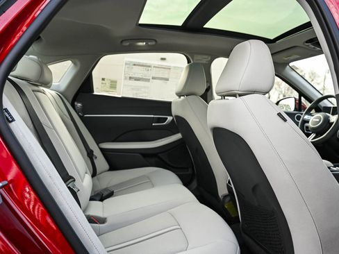 New 2026 Hyundai Sonata SEL image 10