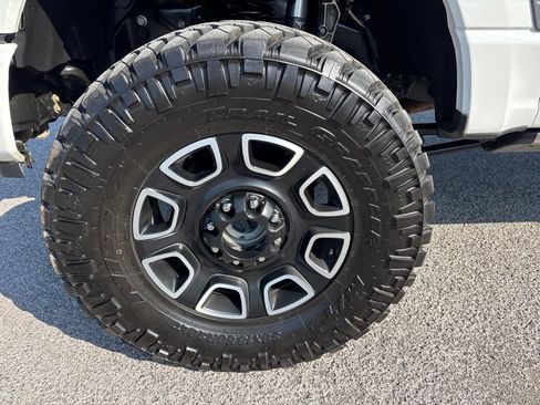Used 2024 Ford F250 Platinum AWD/4WD image 8