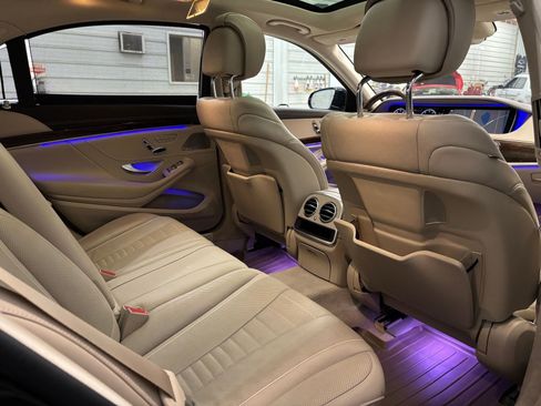 Used 2015 Mercedes-Benz S 550 4MATIC Sedan image 32