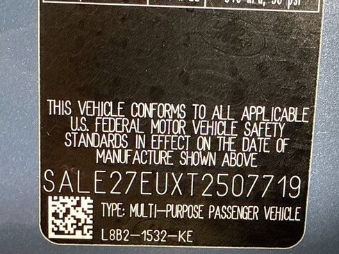Used 2026 Land Rover Defender 110 X-Dynamic SE AWD/4WD image 28