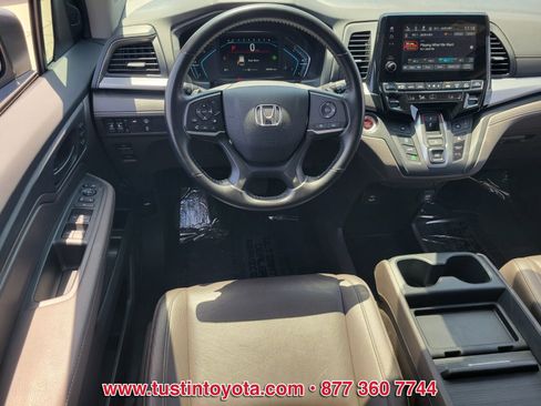 Used 2023 Honda Odyssey EX-L image 13