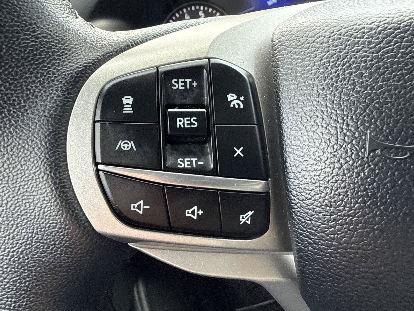 Used 2024 Ford Explorer Limited AWD/4WD image 21