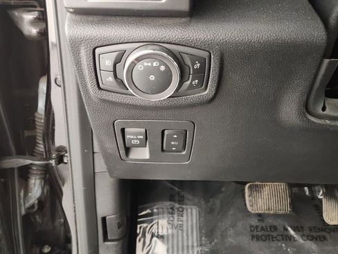 Used 2019 Ford F150 XLT w/ Equipment Group 302A Luxury AWD/4WD image 18