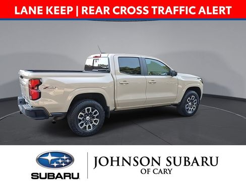 Used 2024 Chevrolet Colorado Z71 w/ Z71 Convenience Package 2 AWD/4WD image 4