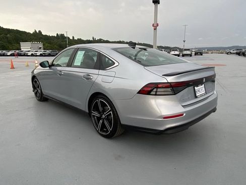 Certified 2025 Honda Accord Sport image 10