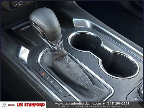 Certified 2023 Chevrolet Traverse LT w/ LT Premium Package image 33