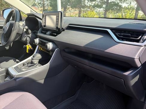 Used 2020 Toyota RAV4 LE w/ All Weather Liner Package AWD/4WD image 20